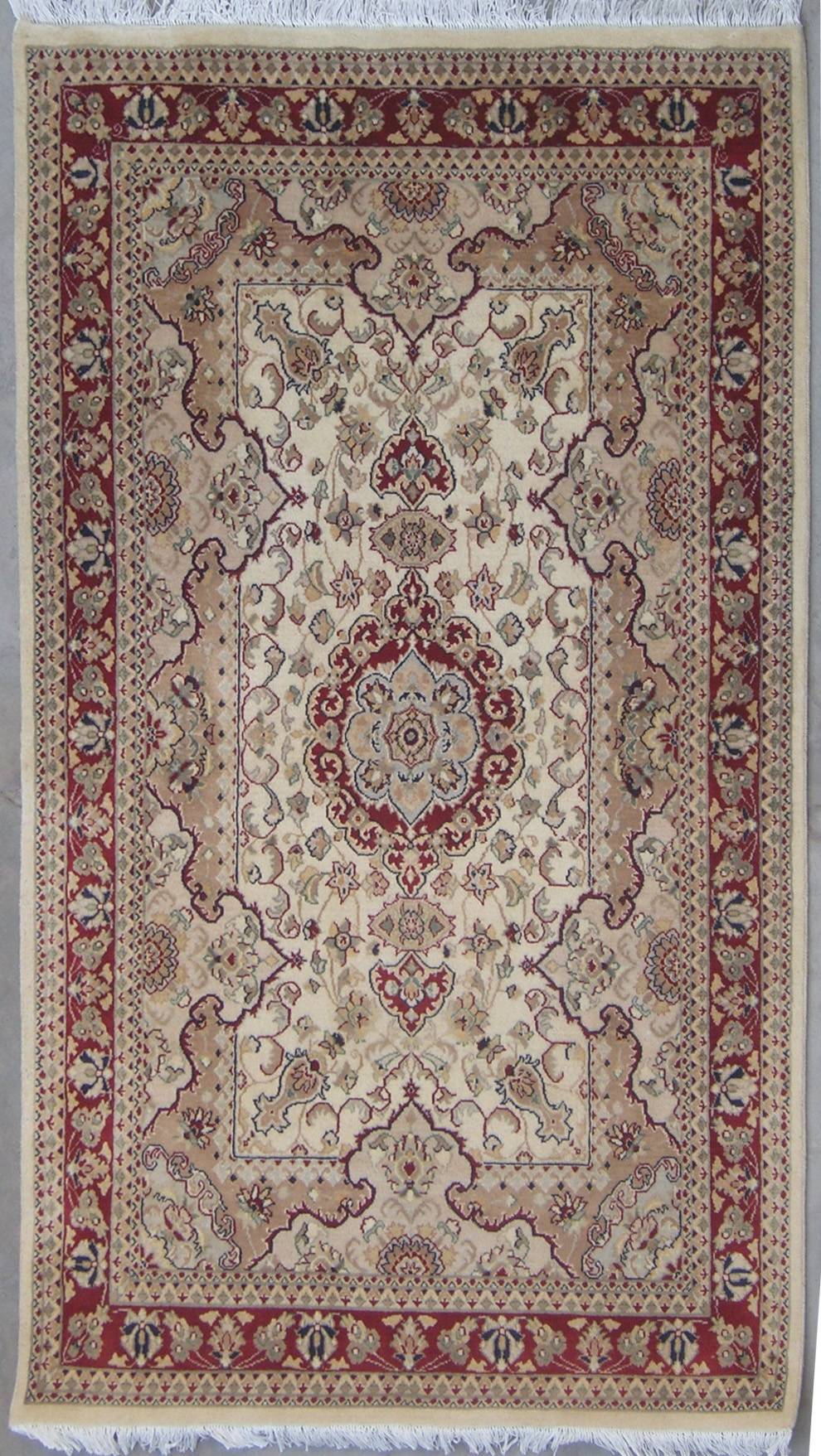 4'1"x6'2"  Pak Persian Ispahan Design