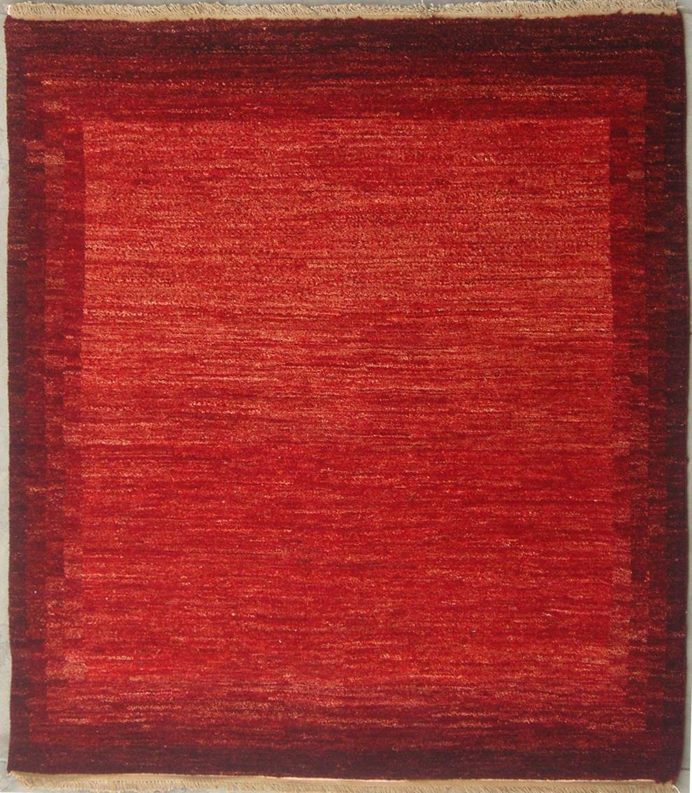 4'0"x4'1"  Gabbeh Design made with vegetable dye